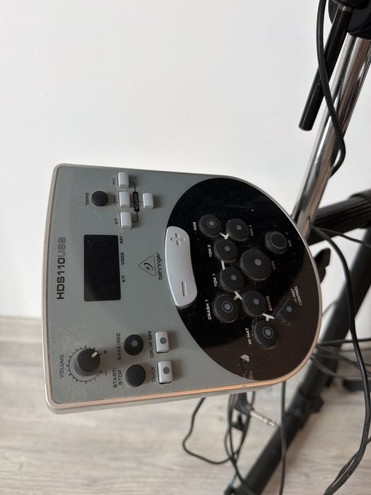 Set Tobe Behringer HDS110USB