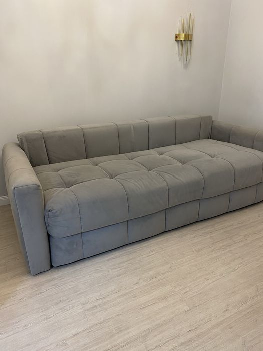 Раскладной диван в современном стиле