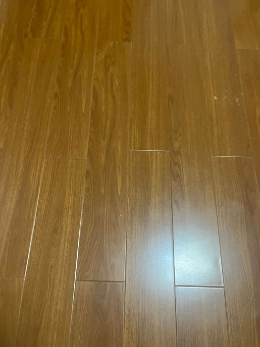 Продам ламинат б/у