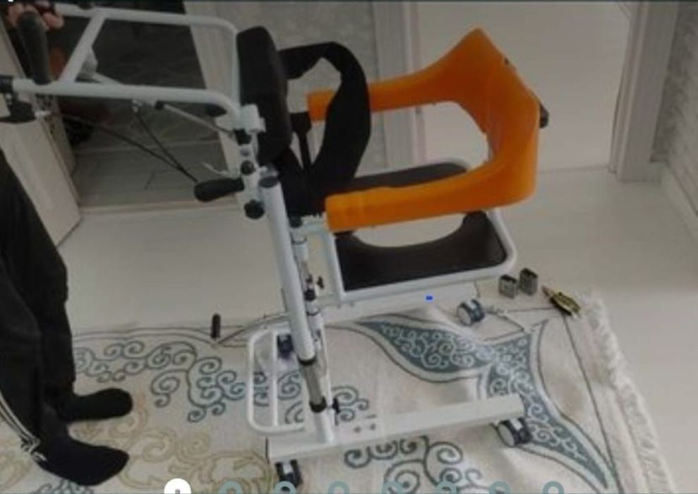 Продам новый кресло каталка туалет