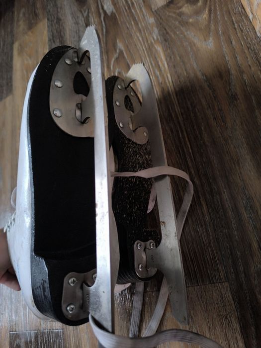 Коньки фигурные женские 41