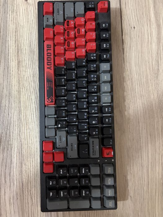 Продам игровую клавиатуру