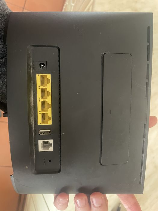 Продам Wi-fi роутер 4G Altel