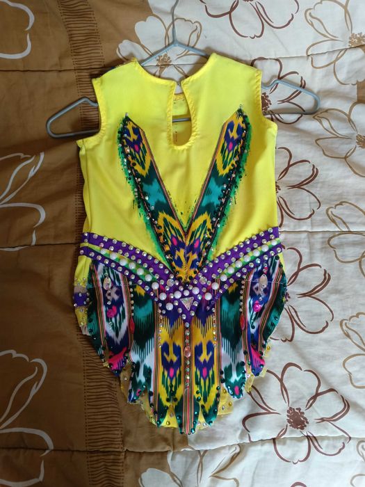 Купальник для художественной гимнастики