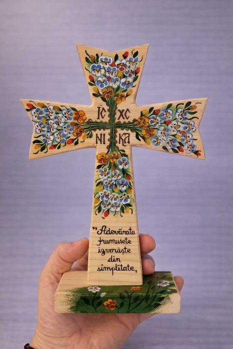 Cruci din lemn pictate manual – handmade