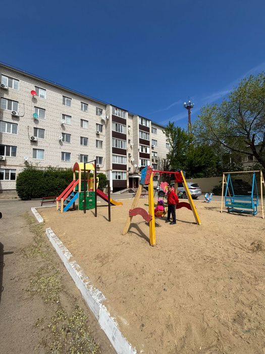 Продам 3х комн 2 база