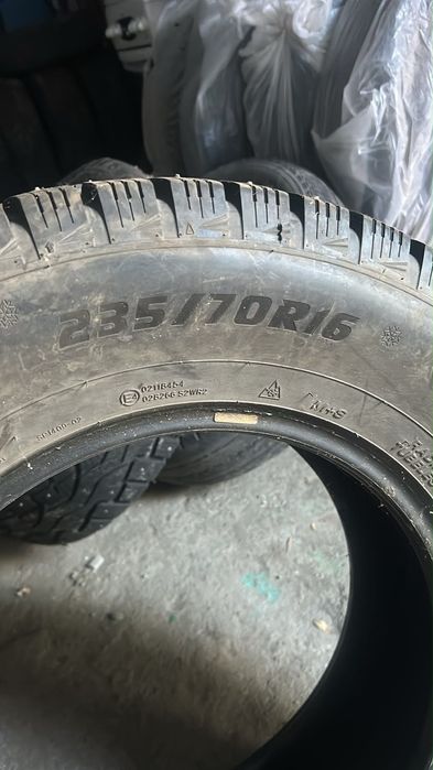 Шипованные Шины две пары