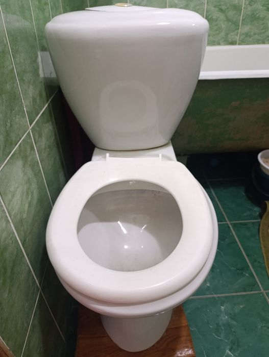 Унитаз в хорошем состоянии