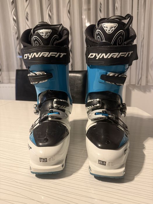 Обувки за туринг