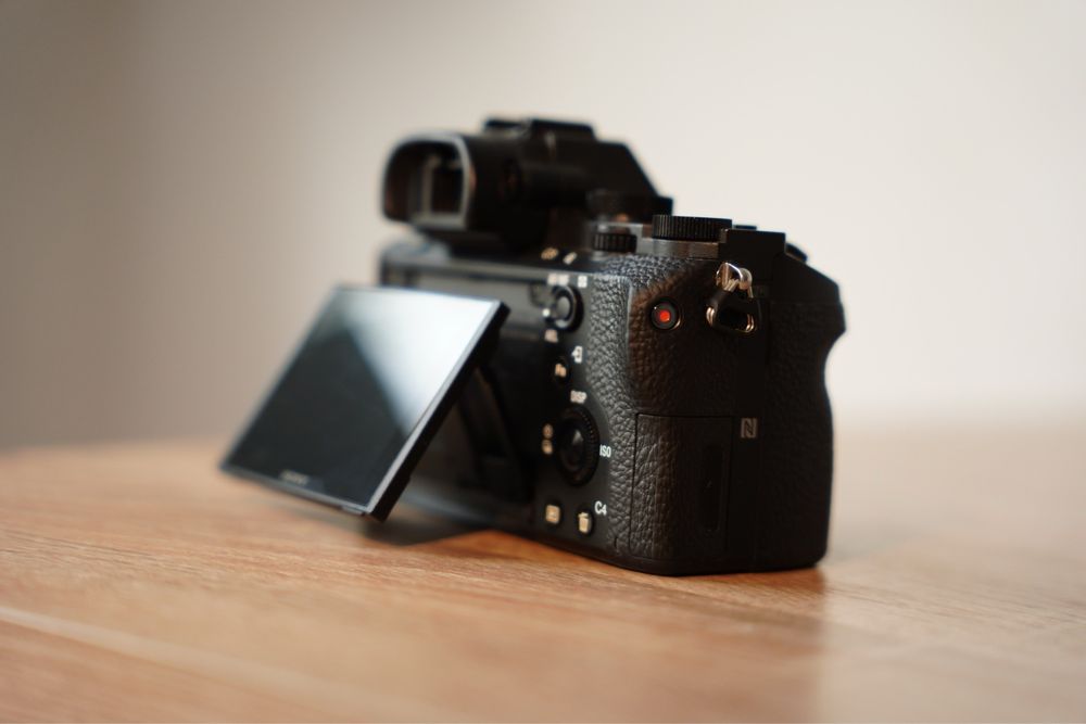 Фотокамера Sony A72 Sony AZii B отличном состоянии