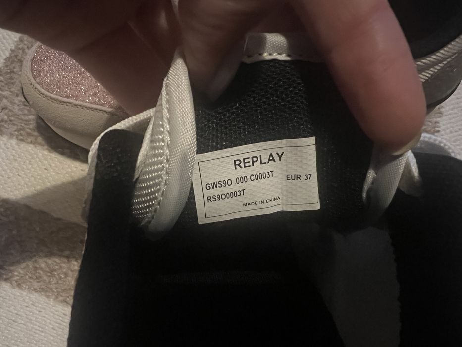 Нови дамски маратонки Replay