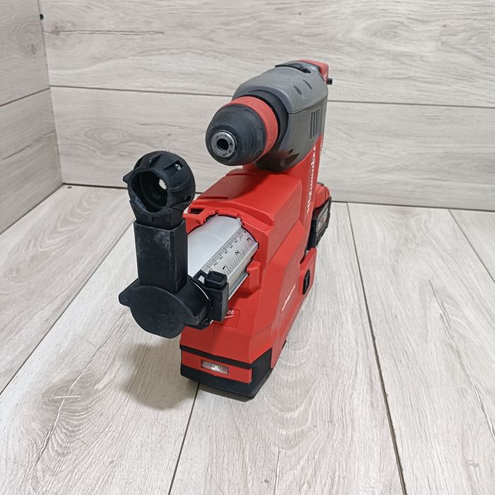 Rotopercutor SDS Plus puternic Milwaukee M18 CHPX cu aspirator de praf