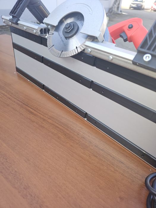 Машина за рязане на плочки под 45° герунг