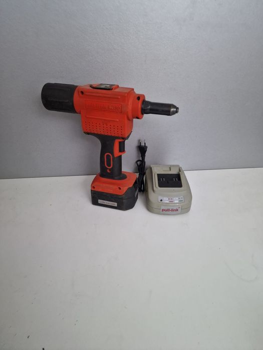 Pistol de tras Pop-nituri 18V