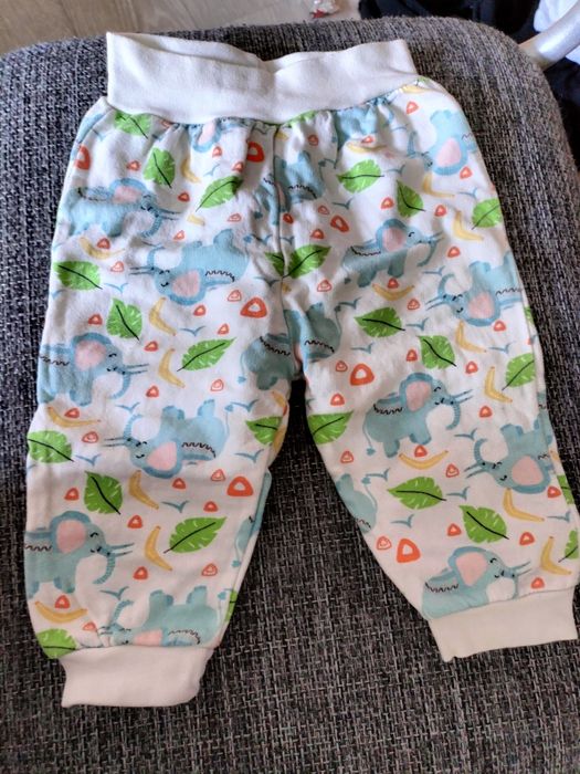 Продам вещи от 0-6 мес.