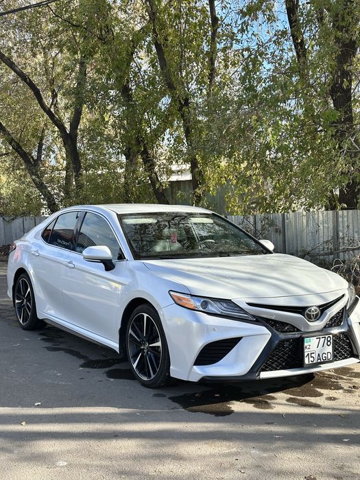 Продам машину Тойота Камри