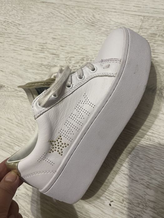 Кроссовки Tommy Hilfigera