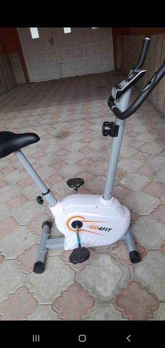 Bicicleta fitness magnetica, GO4FIT, model GF100, greutate maxima util