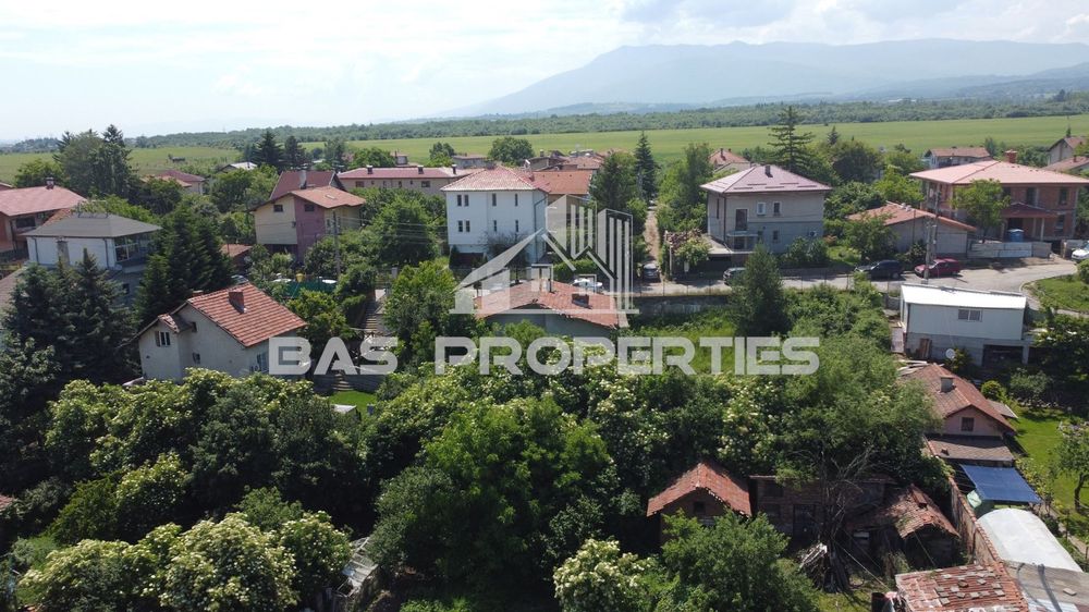 Продава се Къща в с. Иваняне, Област София-град - 162 кв.м за 1075 €/кв.м - Снимка #8