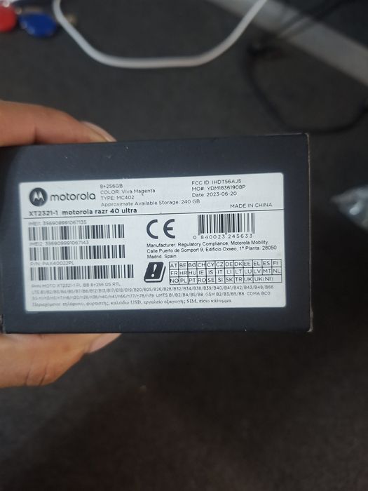 Моторола razr 40 ultra