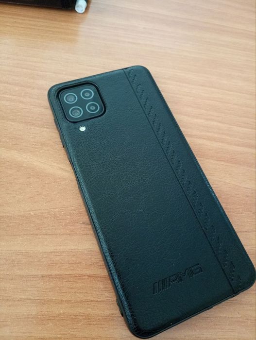 Samsung a22  4/64gb   2022 yili