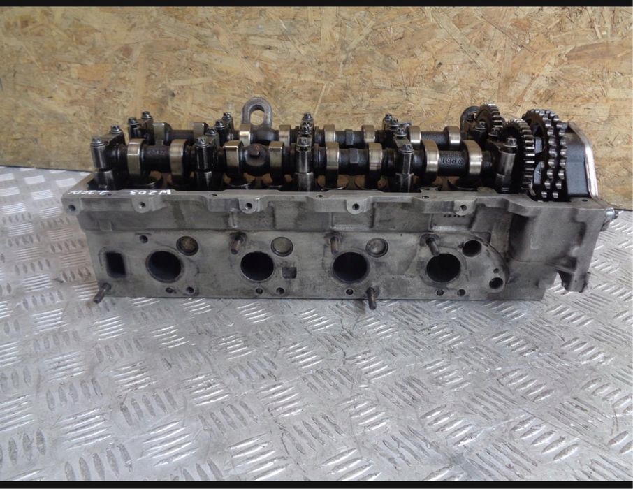 Глава за Mercedes 2.2 om611