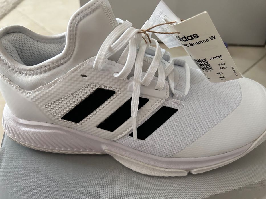 Adidas Court Team Bounce маратонки 40 номер