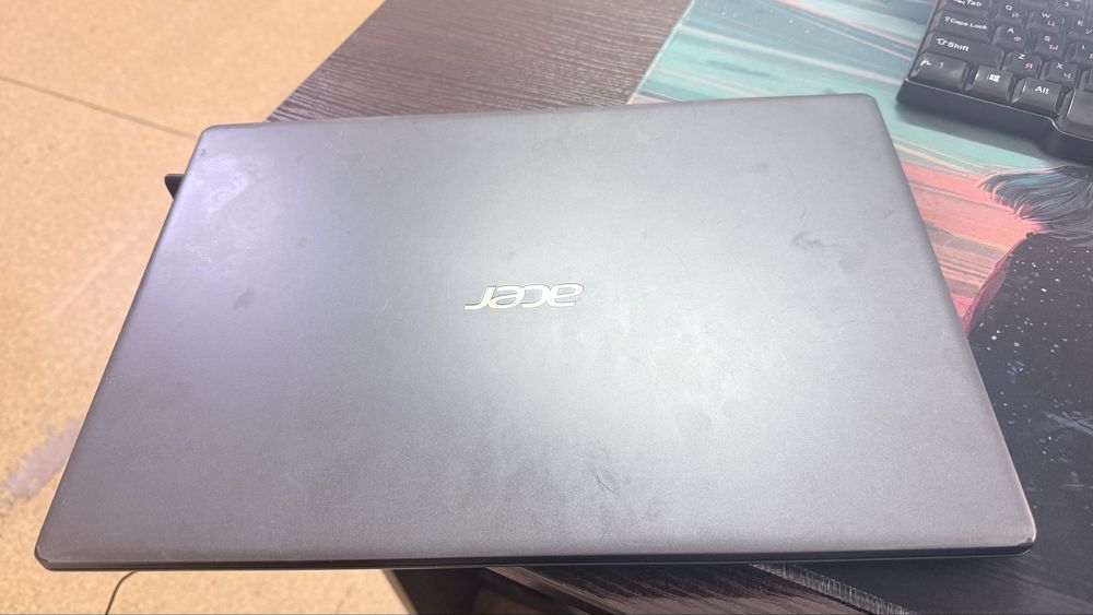 Ноутбук Acer Aspire 3 Срочно!!