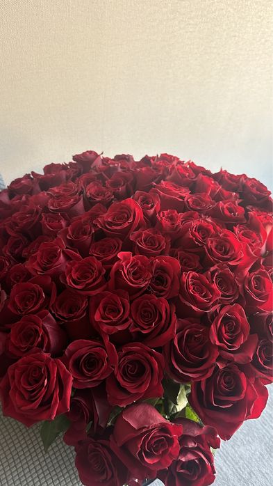 метровый 101 роза свежий