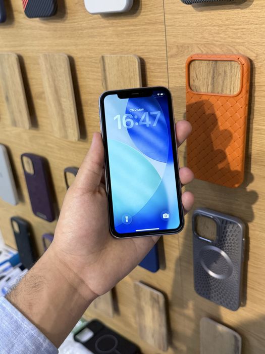 Iphone 11 sotiladi telefon ипхоне 11 телефон сотилади