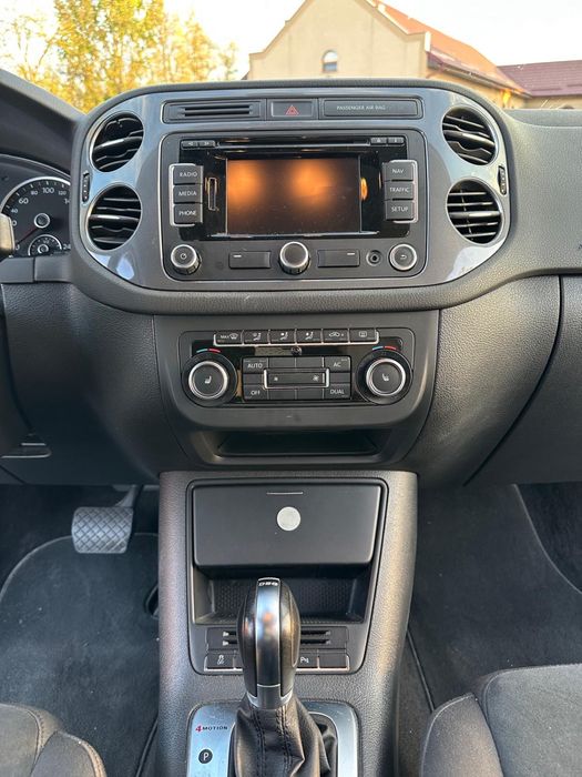 VOLKSWAGEN Tiguan 0 — imagine 5