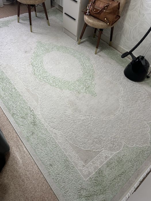 Продам ковер отл