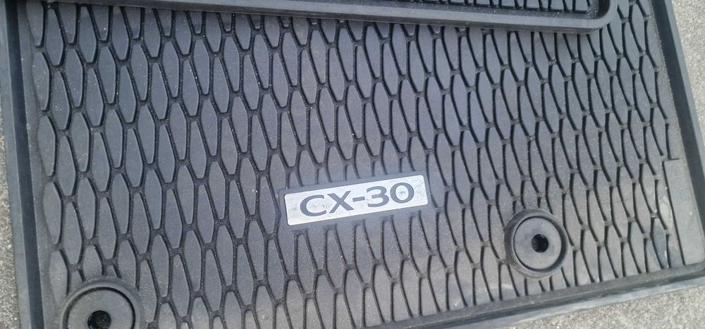 Mazda CX-30-гумени стелки орг