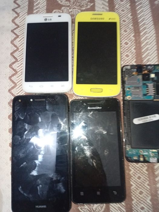 Продам дисплей на телефоны