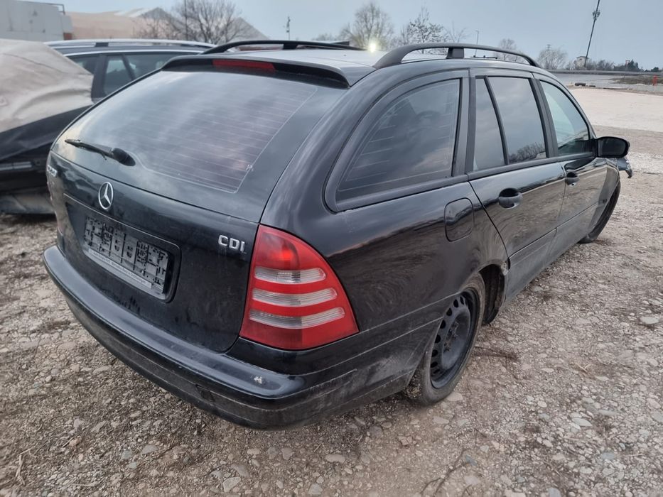 Mercedes C220 W203 На Части