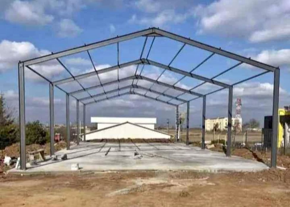 4ferme metalice la 6m și 8stalpi la 4m