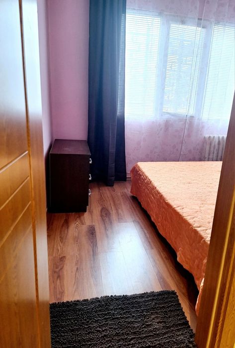 Дава под наем 2-стаен апартамент в жк. Красна Поляна до пица Доминос