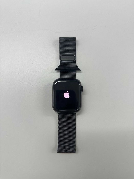 Apple Watch 9 GPS + Cellular, 45mm Graphite Stainless Steel Case