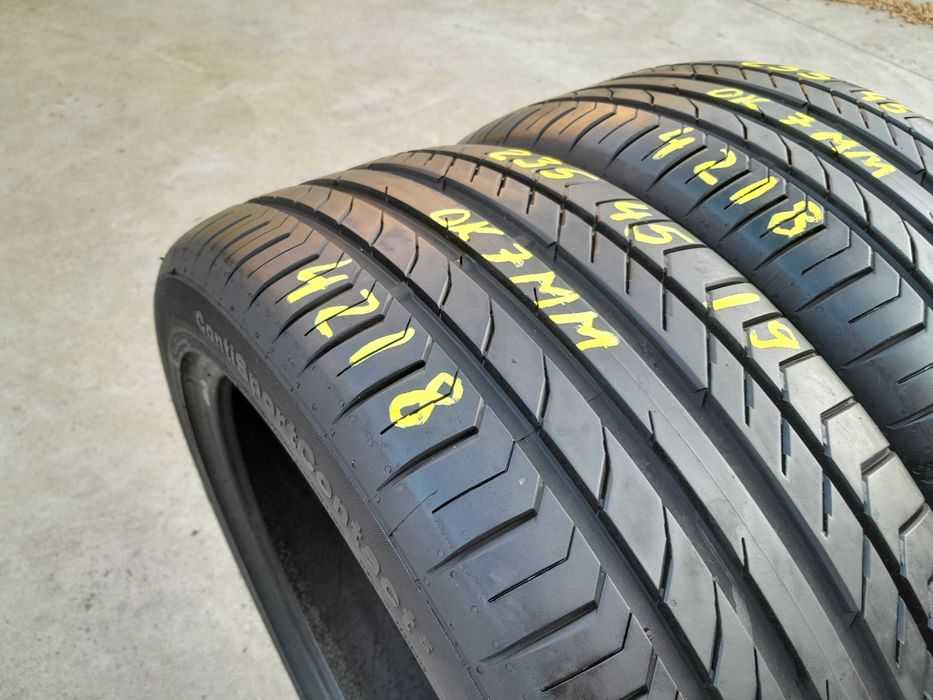 Doua anvelope vara 235 45 19 continental sportcontact 5 profil 7 mm