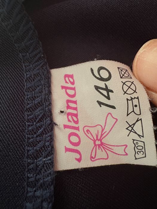 Школьный костюм для девочки — как новый!