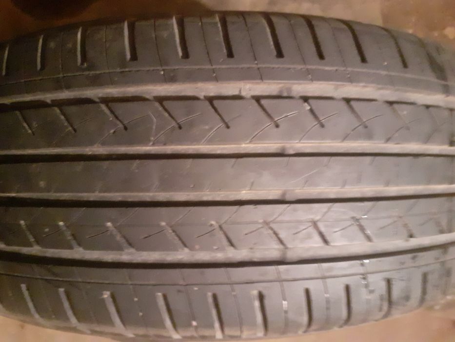 Шины продаю шины