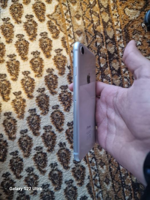 Iphone 8.  64gb