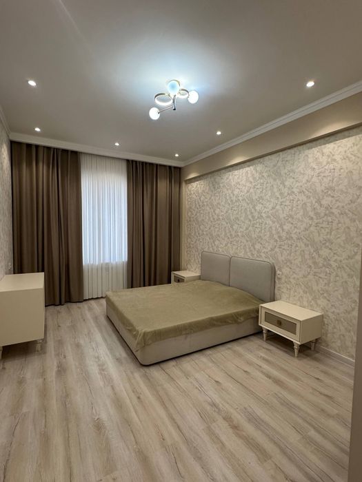 Сдаётся квартира 4 комнатная. паркентская улица ЖК Nova Stroy