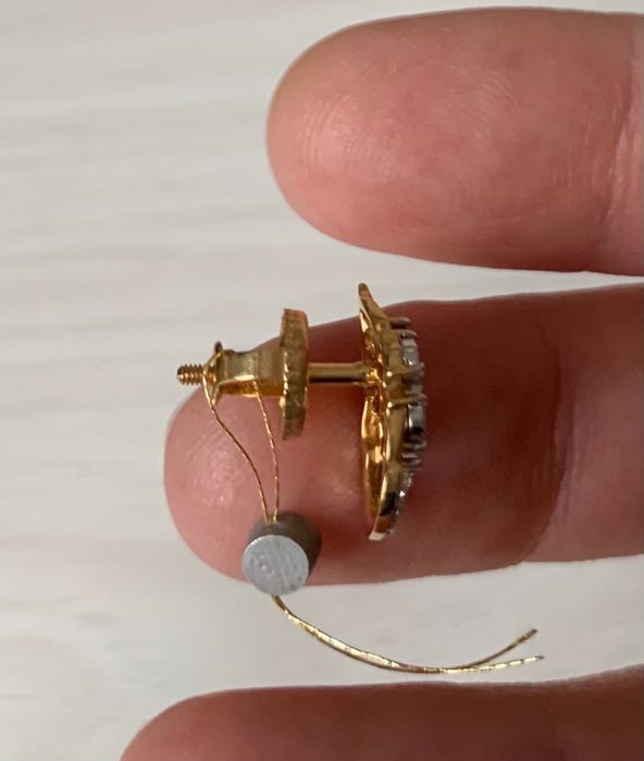 Набор из желтого золота 18 К с бриллиантами: Серьги и кулон