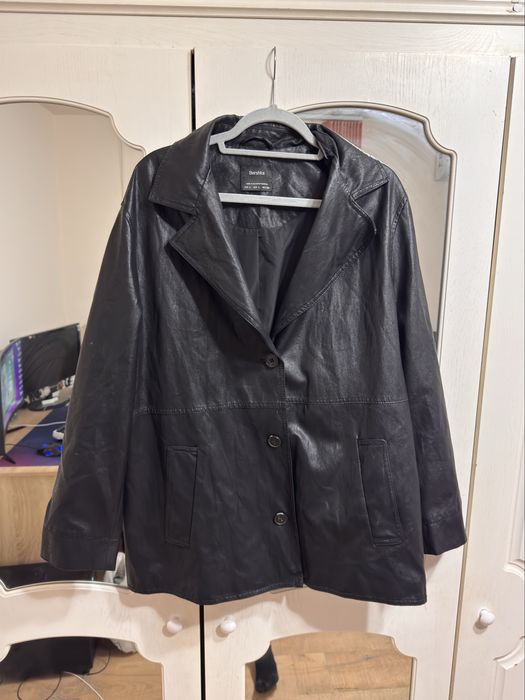 кожено сако Бершка