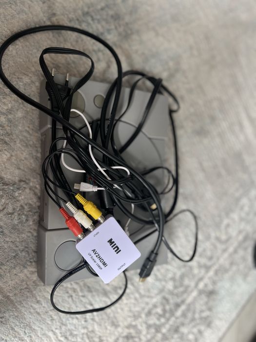 Sony play station oʻyini 4 ta diski bor ishlatilgan