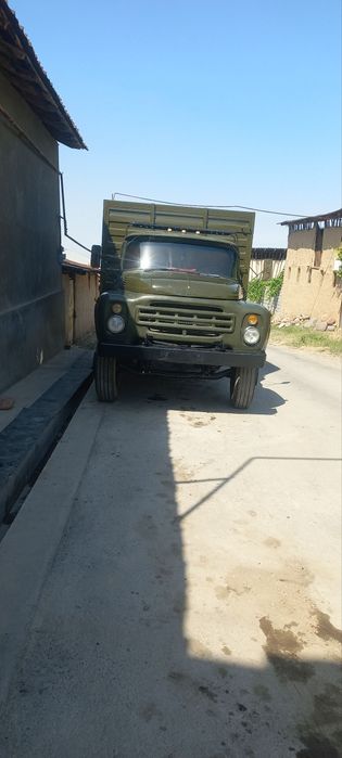 Zil yuk mashinasi