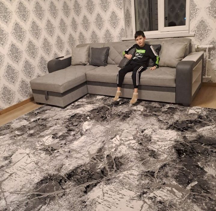 Мегапланет олдида 1хонали квартира