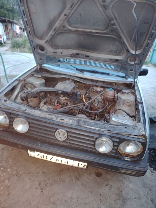 Продаю гольфа на ходу