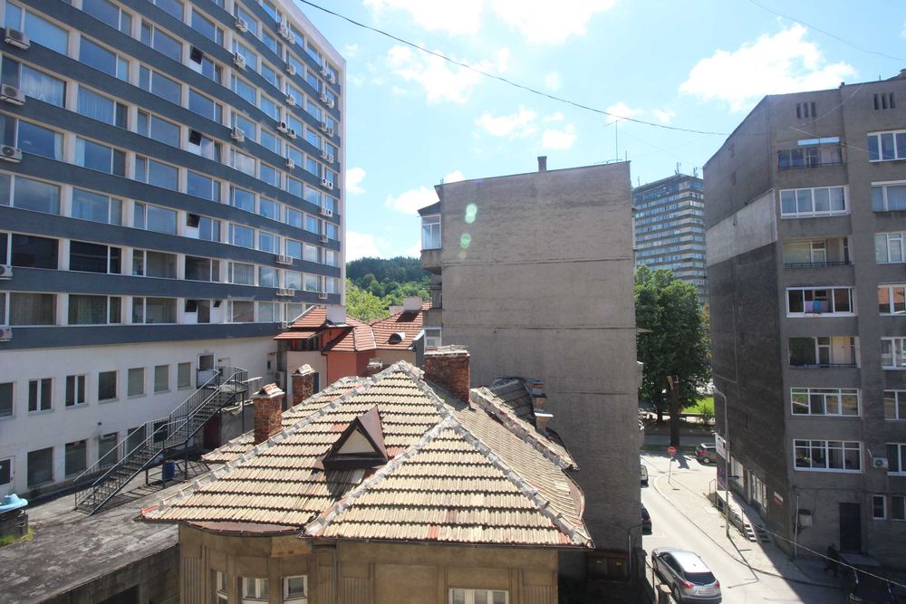 Тристаен апартамент в центъра на гр. Габрово